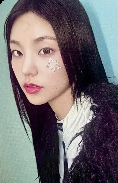 Photocards — ITZY, GOLD — Standard