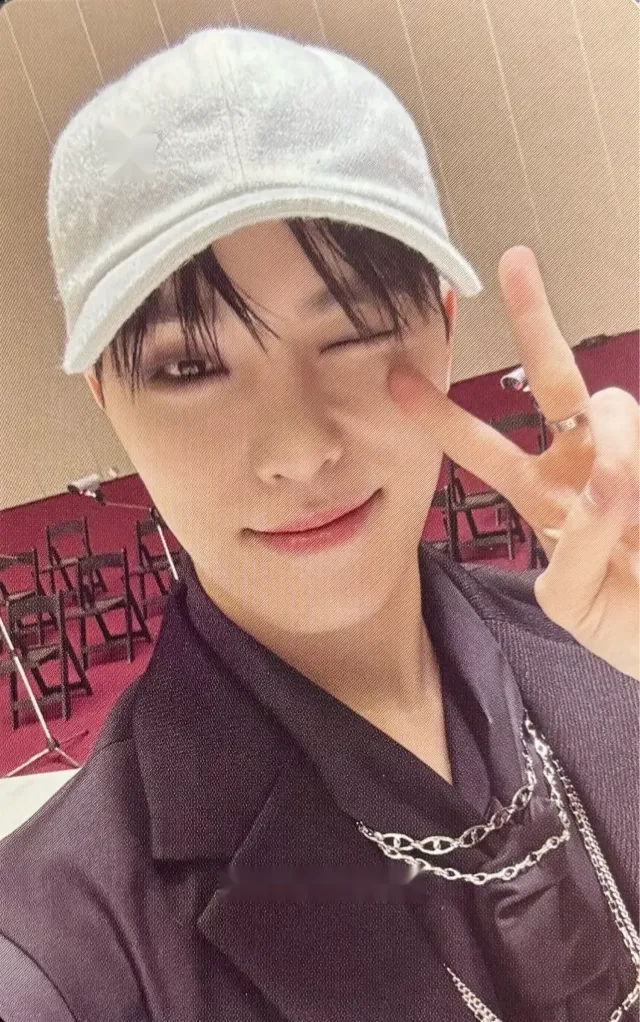 Photocards — SEVENTEEN, 17 IS RIGHT HERE — Weverse Albums