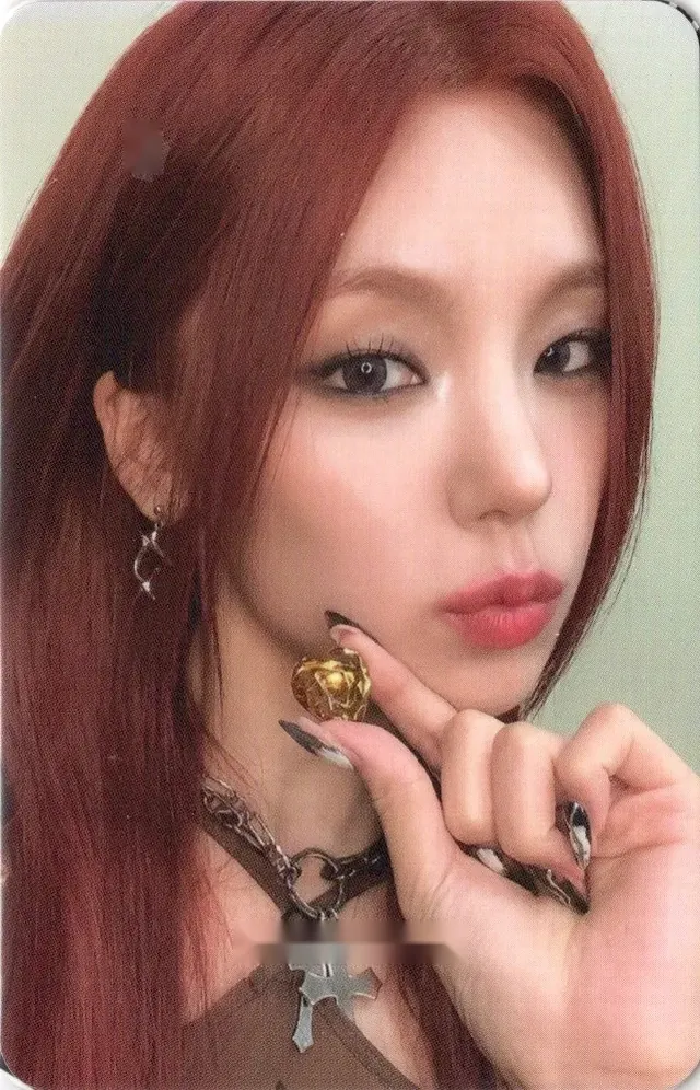 Photocards — ITZY, BORN TO BE — Standard