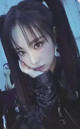 Hayun · Steal Heart