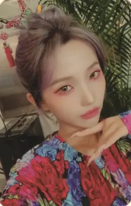 Soyeon · I Burn