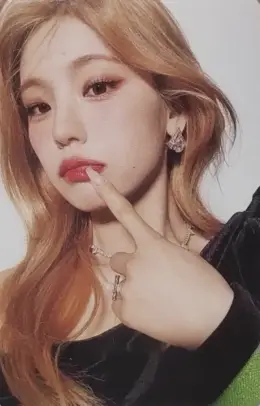 Yeji · Algorhythm