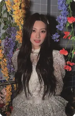 Seeun · YOUNG-LUV.COM