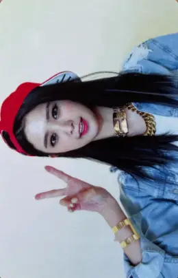 Jeonghwa · Ah Yeah