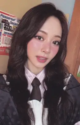 Tzuyu · TEN: The Story Goes On