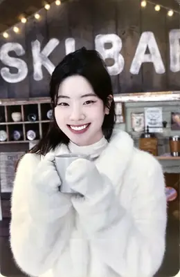 Dahyun · 2024 JYP Japan Pop-up Store SKI BAR