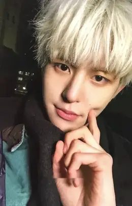 Kyungmin · Stunning