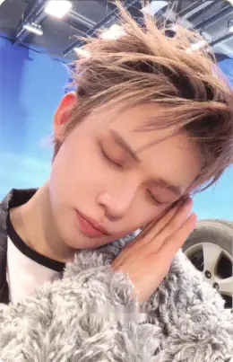 Yeonjun · 7TH YEAR: A Moment of Stillness in the Thorns