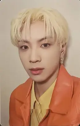 Jungmo · Catch The Young : Fragments of Youth