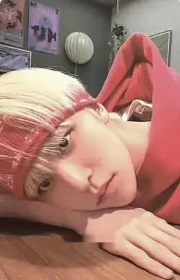 Kyungmin · Stunning