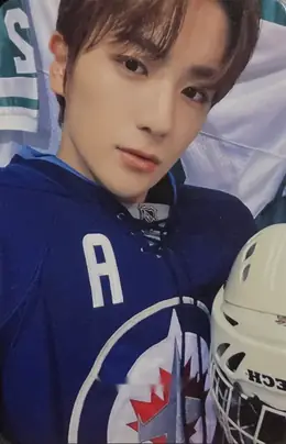 Hyunjae · 2022 SEASON'S GREETINGS [ATHLETE CLUB]