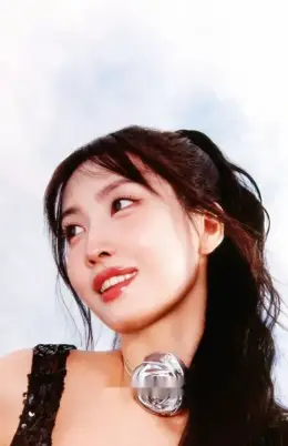 Momo · STRATEGY