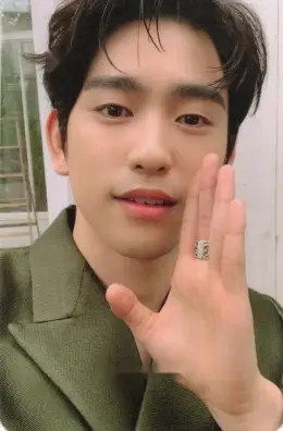 Jinyoung · Call My Name