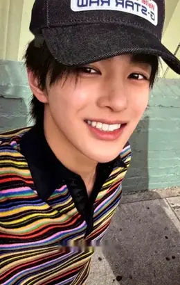 Keonho · COLOR OUTSIDE THE LINES