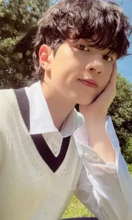 Hweseung · Dearest