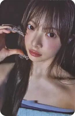Hong Eunchae · PUREFLOW pt.1