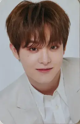Jihoon · THE FIRST STEP : TREASURE EFFECT (Japanese Version)