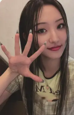 Hwiseo · Rose Blossom