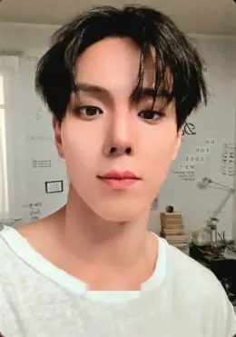 Shownu · Love Me