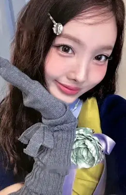 Nayeon · TEN: The Story Goes On