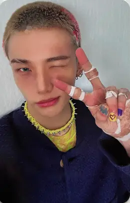 Hyunjin · KARMA