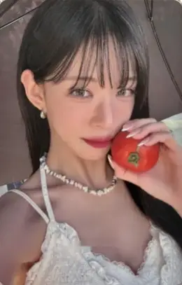 Chaeyoung · Glow ME
