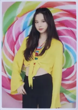 Solji · Up & Down