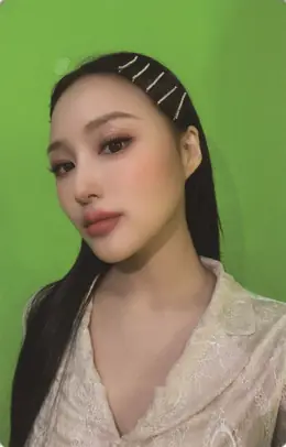 Siyeon · Apocalypse : Save Us