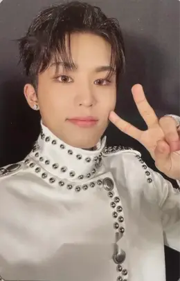 Park Jeongwoo · REBOOT
