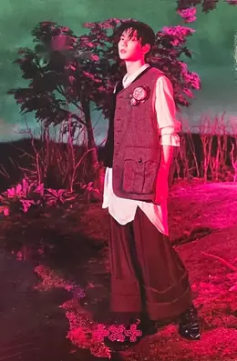 Soobin · 7TH YEAR: A Moment of Stillness in the Thorns