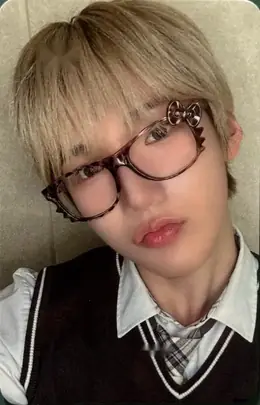 Hyunmin · KEYVITUP