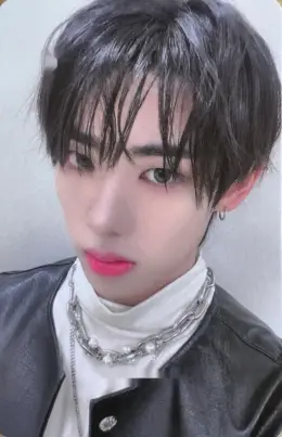 Kang Minseo · UNDENIABLE