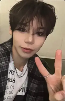 Juyeon · 01