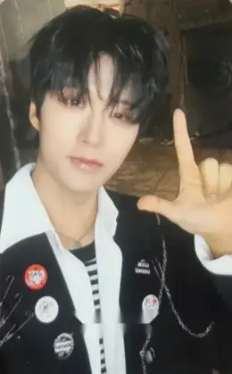 Uchan · 01