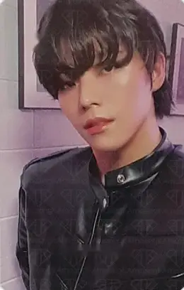 Junhyung · PRE EPISODE 1 : DOOR