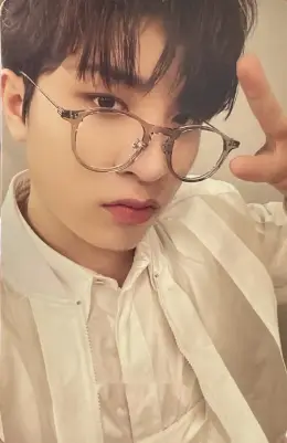 So Junghwan · THE SECOND STEP : CHAPTER ONE