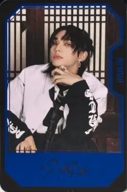 Hyunjin · HOP