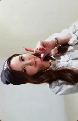 Elly · Ah Yeah