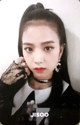 Jisoo · SQUARE UP