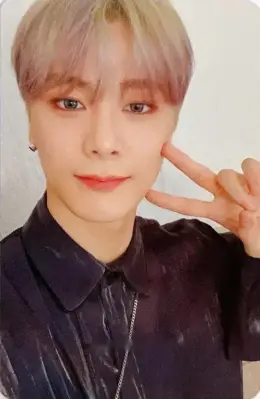 Moonbin · Blue Flame