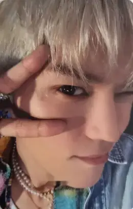 Taeyong · Walk