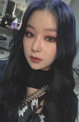 Seungeun · Re-Original