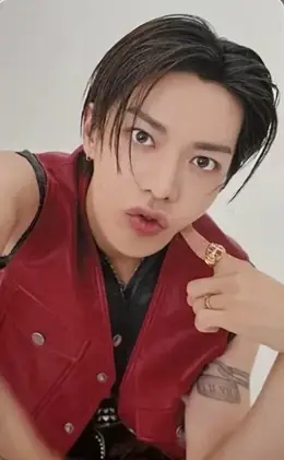 Yuta · NCT 127 5TH TOUR 'NEO CITY : THE REDLINE' TOUR