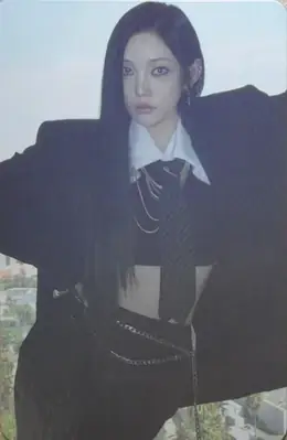 Youngseo · CRASH
