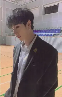 Bang Chan · GO LIVE