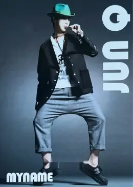 JunQ · What's Up