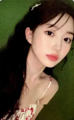 Haewon · A Midsummer’s NMIXX’s Dream
