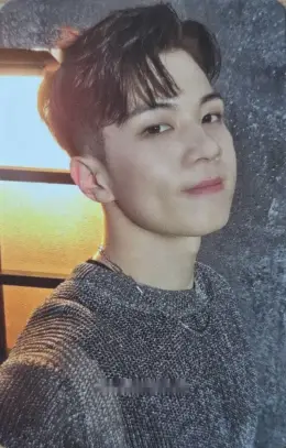 Hweseung · Man on the Moon