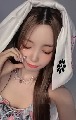 Yeonhee · 7+Up