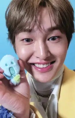 Onew · Poet